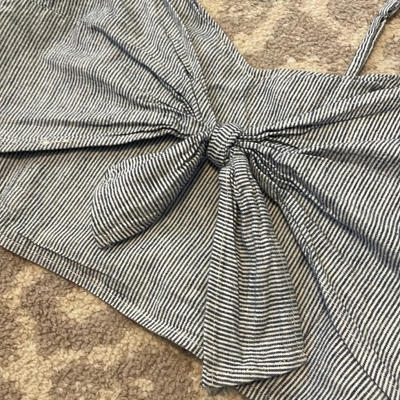 Abercrombie & Fitch Stripe Crop Top XL - Picture 2 of 5
